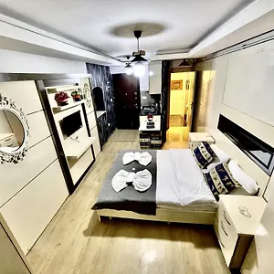 luxury-taksim-center-boutique-istanbul.istanbul-turkeyhotels.com/